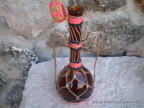 Antig&uuml;edades: BONITA BOTELLA DECORADA - Foto 2