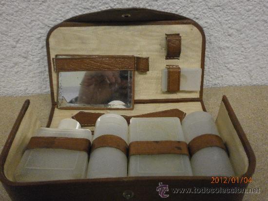 Antig&uuml;edades: ANTIGUO ESTUCHE DE VIAJE - Foto 1