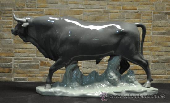 Antig&uuml;edades: TORO ALTIVO / REF. 1063 - Foto 6