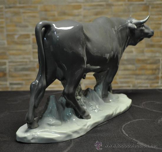Antig&uuml;edades: TORO ALTIVO / REF. 1063 - Foto 4