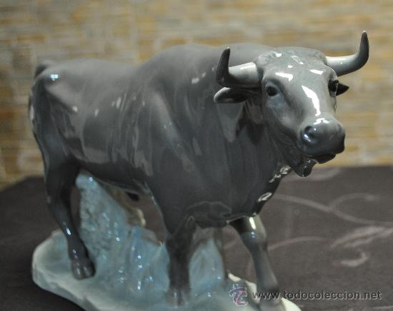 Antig&uuml;edades: TORO ALTIVO / REF. 1063 - Foto 9