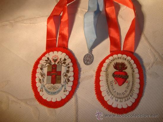 Antig&uuml;edades: ANTIGUO ESCAPULARIO Y MEDALLA RELIGIOSA. - Foto 1