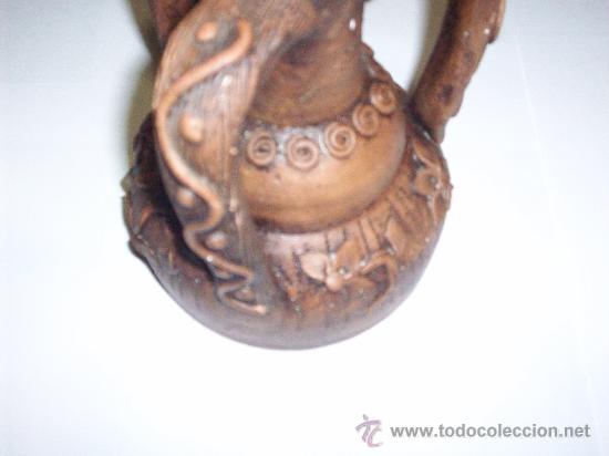 Antig&uuml;edades: PEQUE&Ntilde;O C&Aacute;NTARO DE TRES ASAS - Foto 2