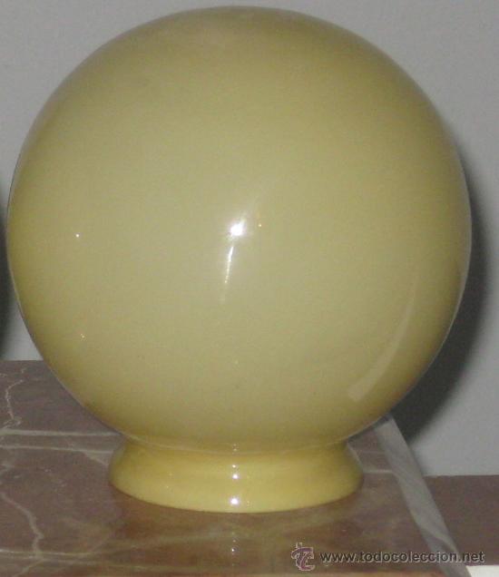 Antig&uuml;edades: GLOBO PARA LAMPARA EN CRISTAL BEIS - Foto 1