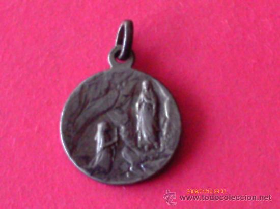 Antig&uuml;edades: MEDALLA DE LA VIRGEN DE LOURDES - Foto 2
