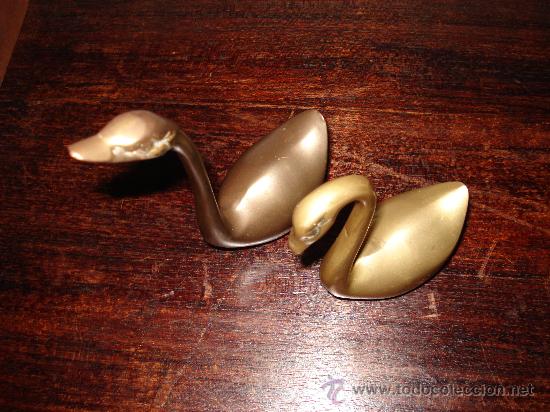 Antig&uuml;edades: 2 CISNES BRONCE DE 11 Y 14 CM. - Foto 3