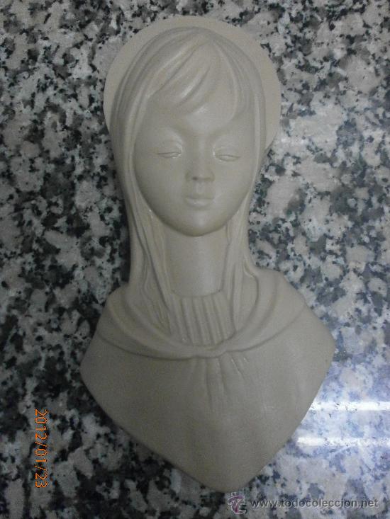 Antig&uuml;edades: VIRGEN DE PLASTICO PARA COLGAR - Foto 1