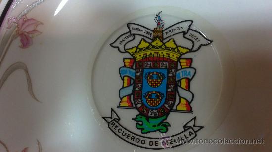 Antig&uuml;edades: BONITO ESCUDO DE LA CIUDAD DE MELILLA. - Foto 1