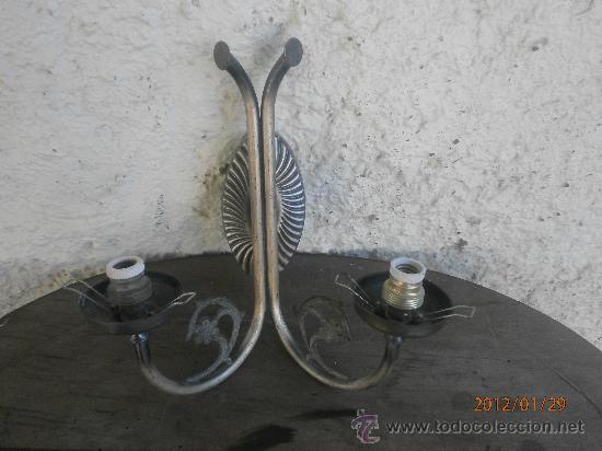Antig&uuml;edades: APLIQUE DE PARED 2 BRAZOS - Foto 1