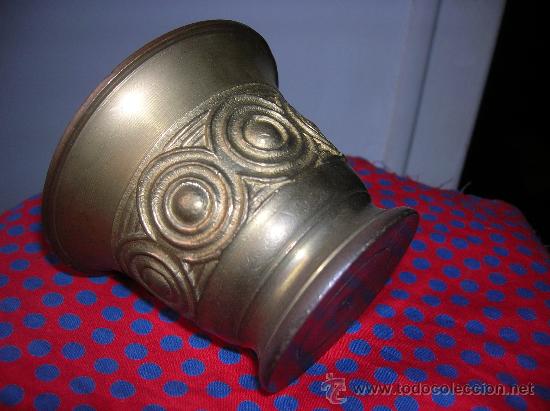 Antig&uuml;edades: ANTIG&Uuml;O MORTERO DE BRONCE -Siglo XIX- - Foto 2