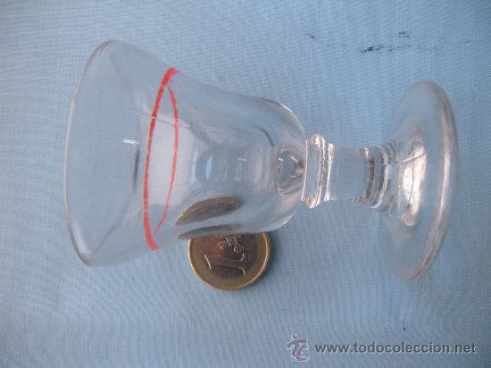 Antig&uuml;edades: COPA DE CRISTAL FILETEADA EN ROJO. - Foto 2