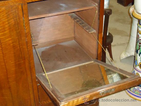Antig&uuml;edades: Mueble bar. A&ntilde;os 40 - Foto 2