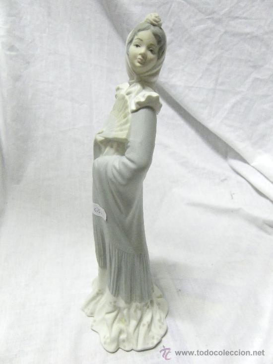 Antig&uuml;edades: FIGURA MAJA MADRILE&Ntilde;A - Foto 1