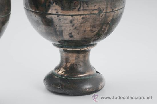 Antig&uuml;edades: Pareja de bolas de arranque de escalera en bronce - Foto 3