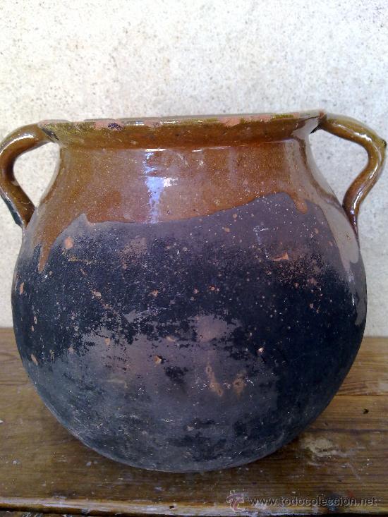 Antig&uuml;edades: ANTIGUA OLLA O PUCHERO DE BARRO. - Foto 1