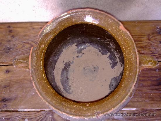 Antig&uuml;edades: ANTIGUA OLLA O PUCHERO DE BARRO. - Foto 2