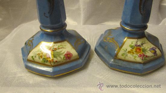 Antig&uuml;edades: CANDELABROS DE PORCELANA - Foto 3