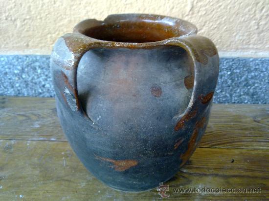 Antig&uuml;edades: ANTIGUA OLLA O PUCHERO DE BARRO. - Foto 1