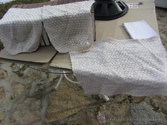 Antig&uuml;edades: PROTECTORES ANTIGUOS PARA EL SOFA, EN GANCHILLO - Foto 3