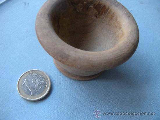 Antig&uuml;edades: PEQUE&Ntilde;O MORTERO DE MADERA - Foto 2
