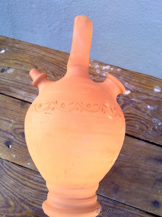 Antig&uuml;edades: cantara o botijos de agua de barro. - Foto 3