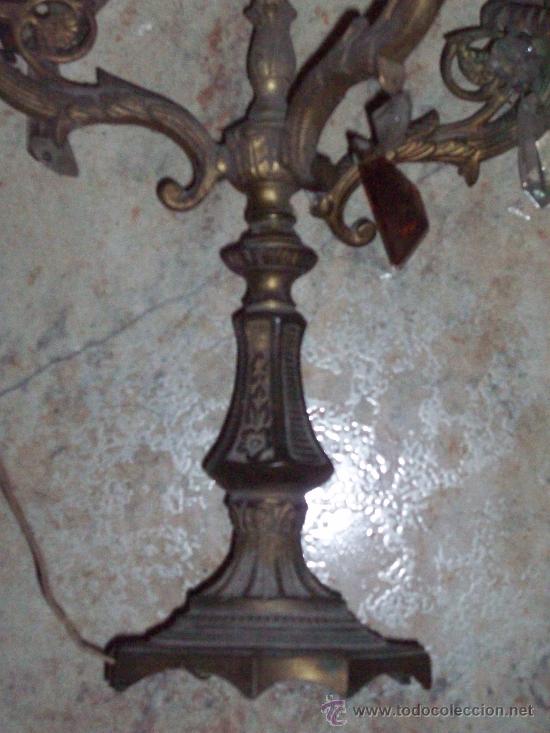 Antig&uuml;edades: ANTIGUO CANDELABRO BRONCE DE CUATRO LUCES - Foto 2