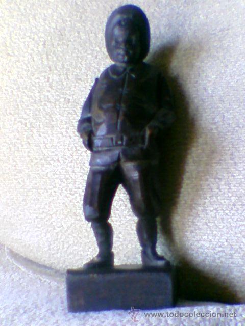 Oggetti Antichi: Escultura figura SAncho Panza Ouro madera sellada n&uacute;mero de serie made in Spain