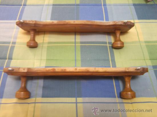 Antig&uuml;edades: DOS PERCHAS DE MADERA ANTIGUAS. - Foto 3