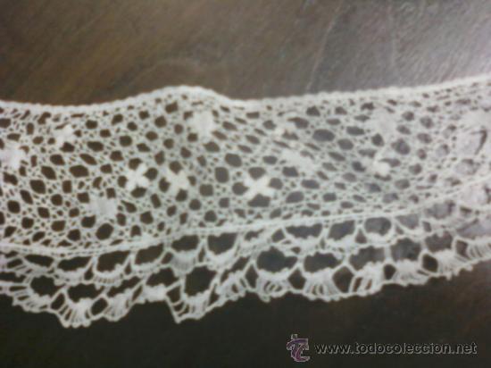Antig&uuml;edades: CUELLO REDONDO PARA VESTIDO DE MUJER - Foto 2