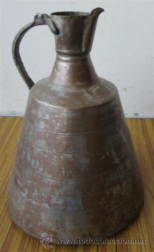 Antig&uuml;edades: JARRA de cobre .. Asa de bronce con labrados - Foto 3
