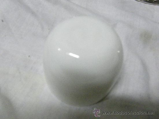 Antig&uuml;edades: JUEGO DE DOS TAZAS OPALINA CON FUNDA Y PLATO - Foto 4