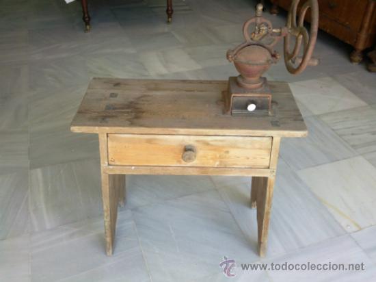 Antig&uuml;edades: Antiguo molinillo de cafe marca Elma con mesa - Foto 23