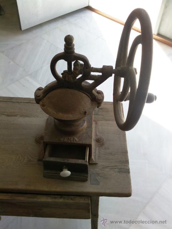 Antig&uuml;edades: Antiguo molinillo de cafe marca Elma con mesa - Foto 19