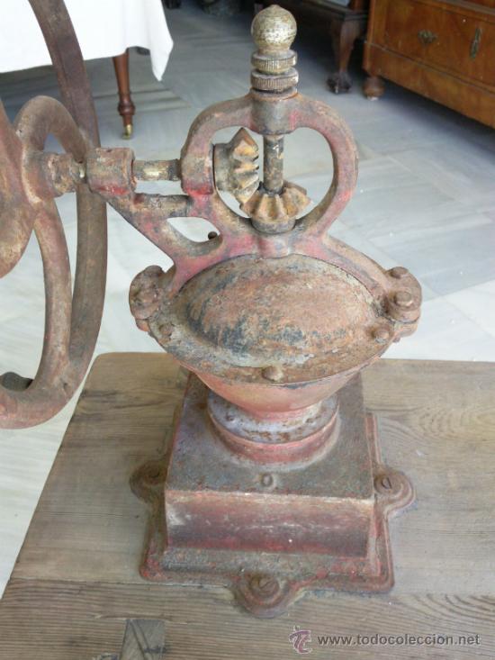 Antig&uuml;edades: Antiguo molinillo de cafe marca Elma con mesa - Foto 15