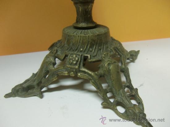 Antig&uuml;edades: Pareja de candelabros - Foto 2