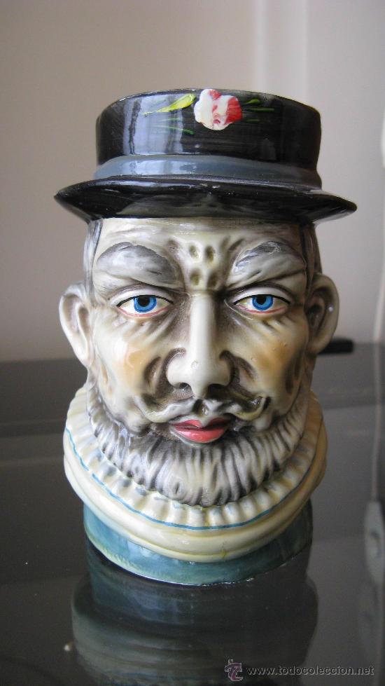 Antiquit&auml;ten: jarrita de cerveza de ceramica pintada a mano,marca AR.CE.MI