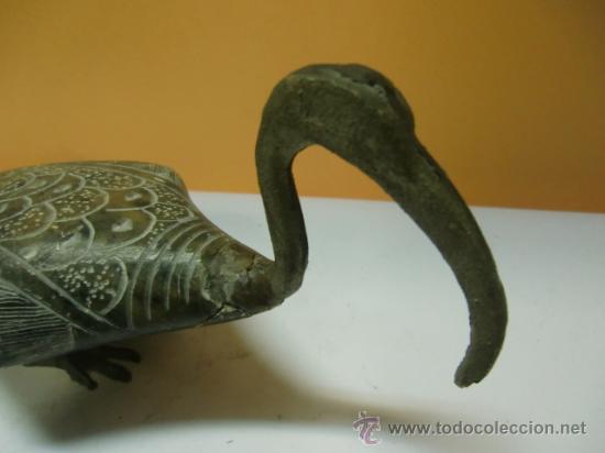 Antig&uuml;edades: Figura ave de metal - Foto 2