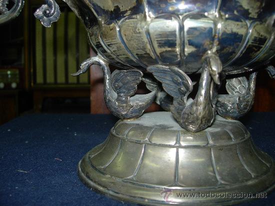 Antig&uuml;edades: Frutero de plata cisnes - Foto 13