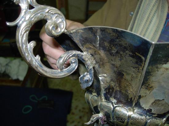 Antig&uuml;edades: Frutero de plata cisnes - Foto 9