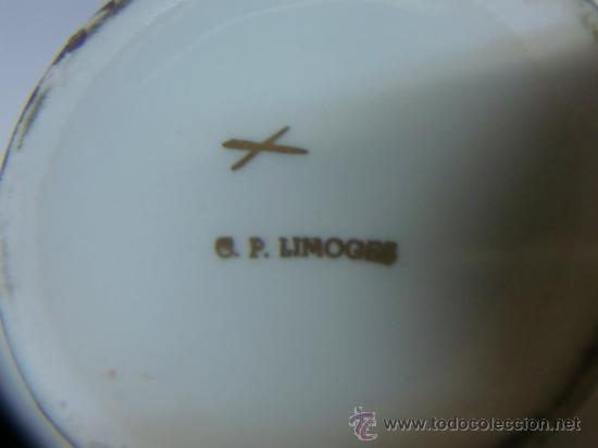 Antig&uuml;edades: Jarroncito de porcelana de Limoge - Foto 2