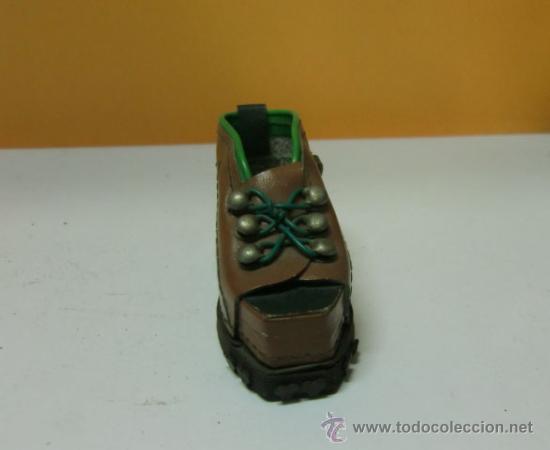 Antig&uuml;edades: Zapatito de cuero - Foto 2