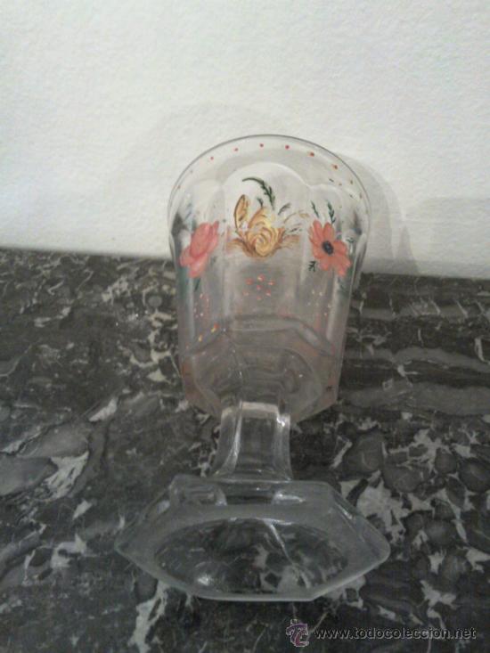 Antig&uuml;edades: Antigua copa de cristal pintada a mano - Foto 6