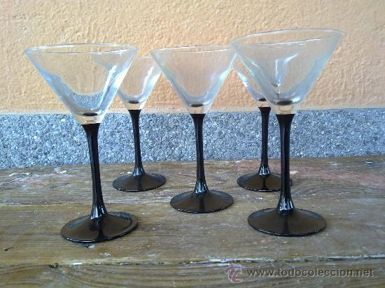 Antig&uuml;edades: 5 preciosas copas de cava - Foto 1