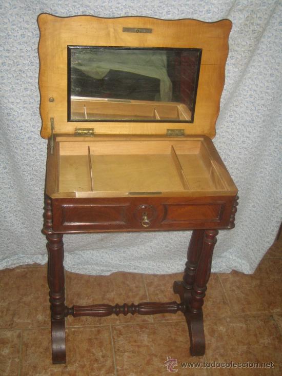 Antig&uuml;edades: COSTURERO ALFONSINO FI XIX - Foto 3