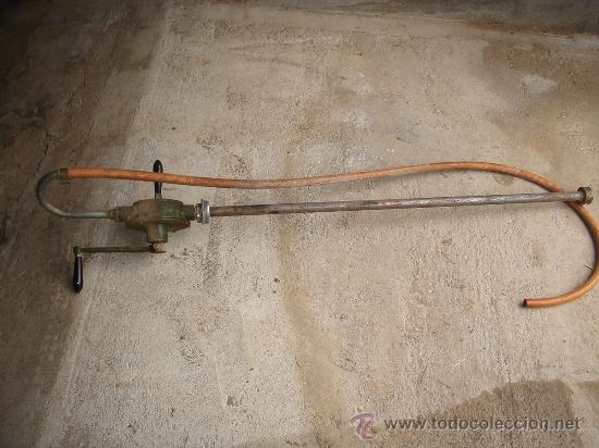 Antig&uuml;edades: bomba de extraccion de liquidos - Foto 4