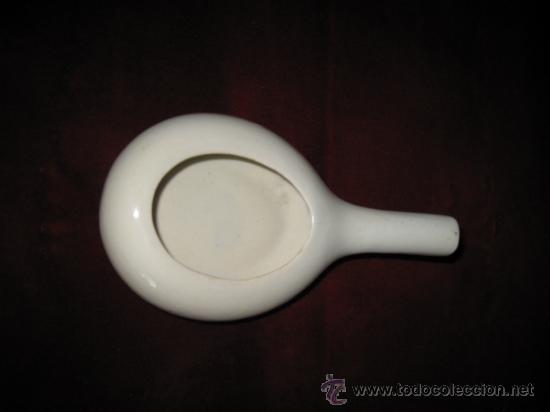 Antig&uuml;edades: ESCUPIDERA EN PORCELANA BLANCA. - Foto 4