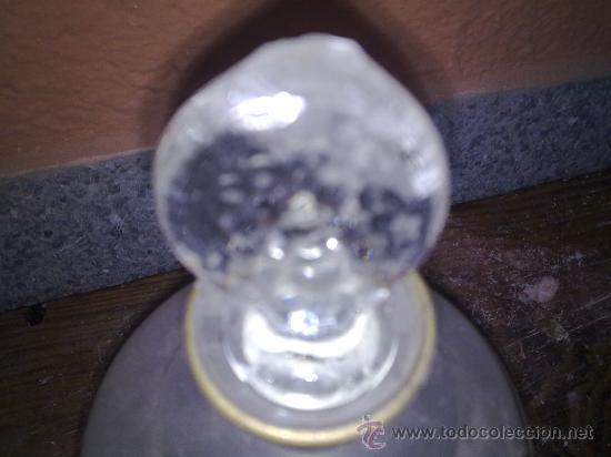 Antig&uuml;edades: antigua botella o licorera de cristal - Foto 2