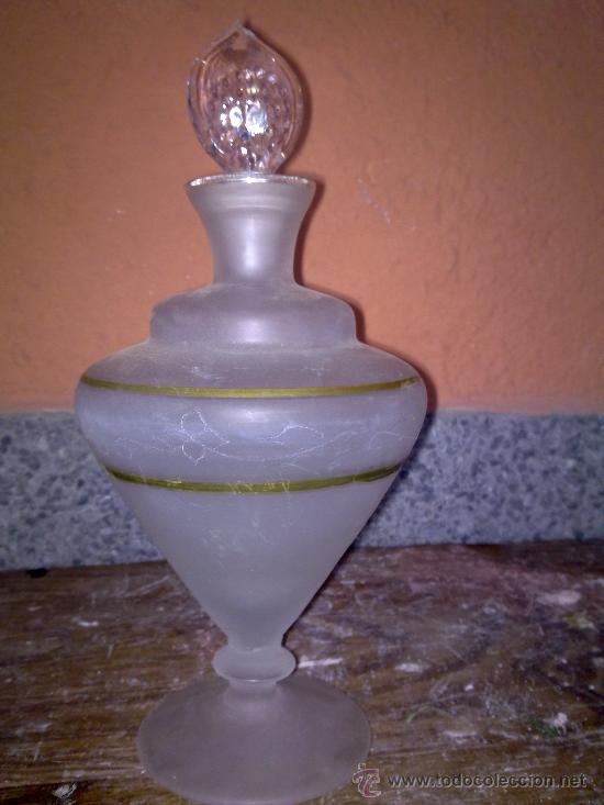 Antig&uuml;edades: antigua botella o licorera de cristal - Foto 1