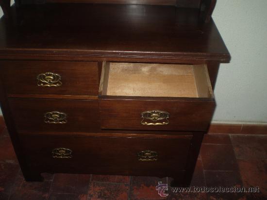Antig&uuml;edades: COMODA TOCADOR ESTILO ARNUBO DE PINO - Foto 6