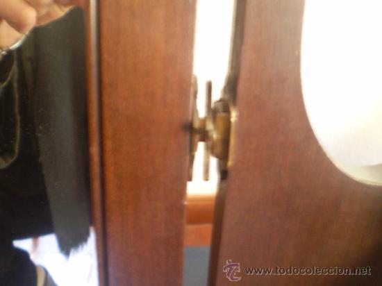 Antig&uuml;edades: COMODA TOCADOR ESTILO ARNUBO DE PINO - Foto 9